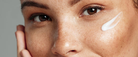 Ottimizzare la routine di bellezza: la sequenza corretta dei prodotti per la cura della pelle